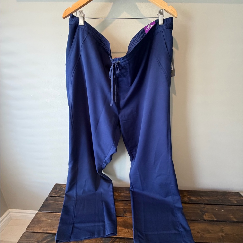 Navy Women’s Drawstring Scrub Pants